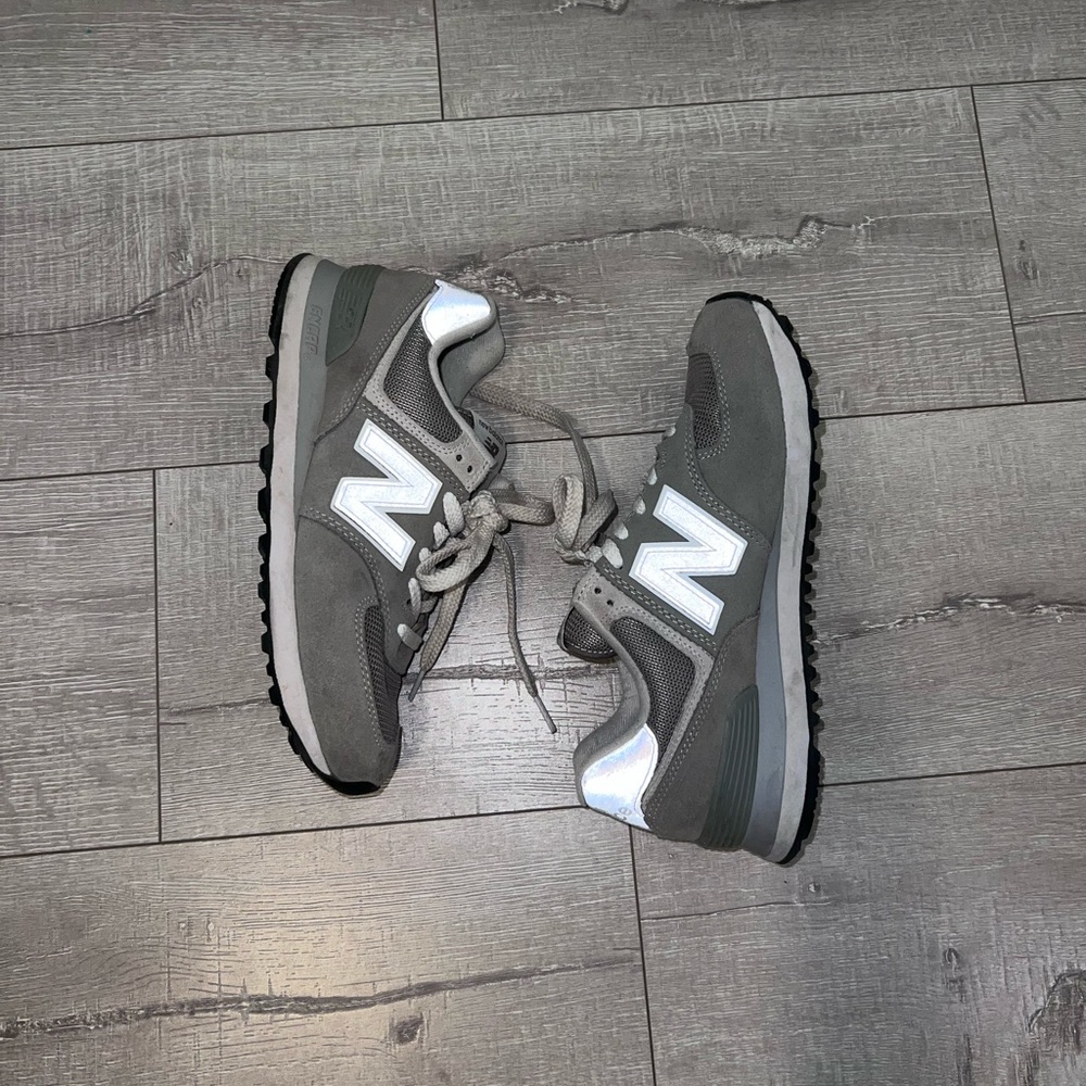new balance 574 grey/white wms size 6.5 - not in og box